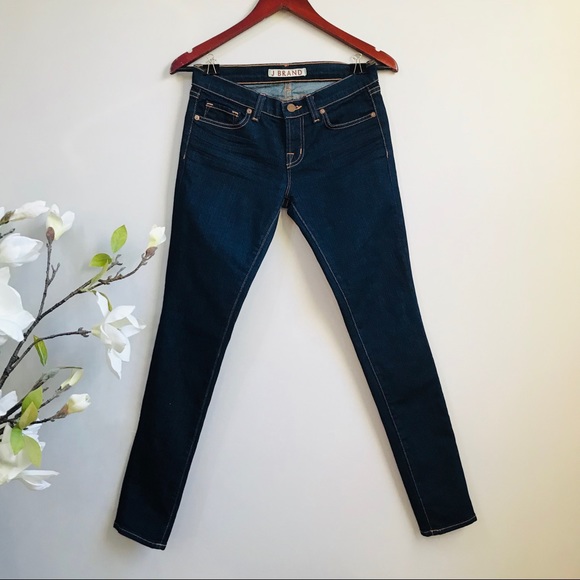 J Brand 910 skinny leg jeans (B) - Picture 2 of 8